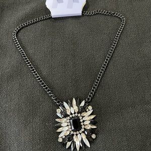 NWT Black crystal pendant necklace and earring set